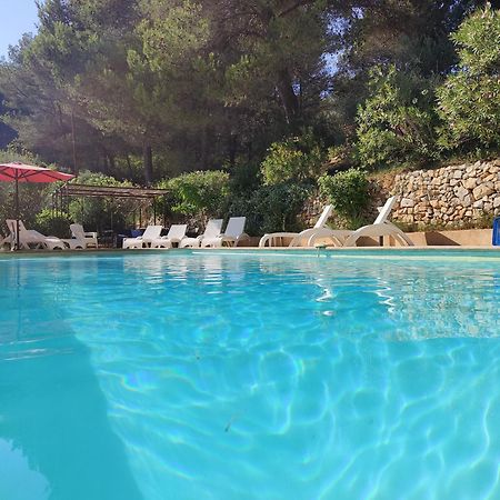 Villa Cigalons En Pleine Pinede Avec Piscine Chauffee De Mai A Septembre Auriol Bagian luar foto