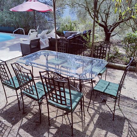 Villa Cigalons En Pleine Pinede Avec Piscine Chauffee De Mai A Septembre Auriol Bagian luar foto