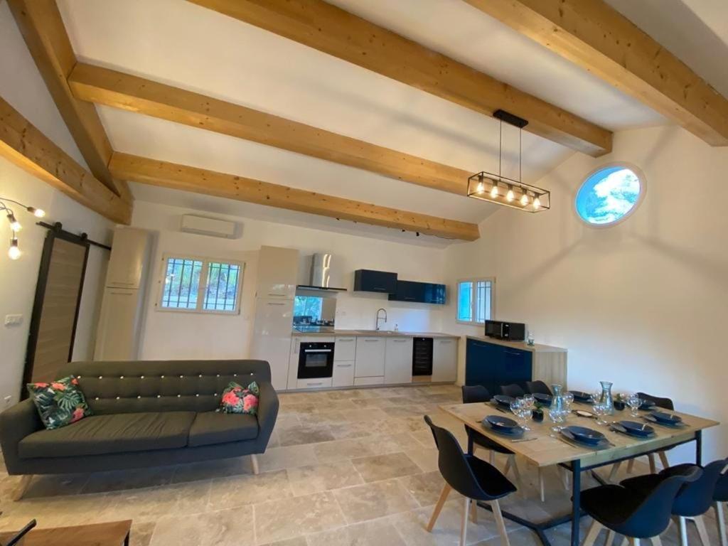 Villa Cigalons En Pleine Pinede Avec Piscine Chauffee De Mai A Septembre Auriol Bagian luar foto
